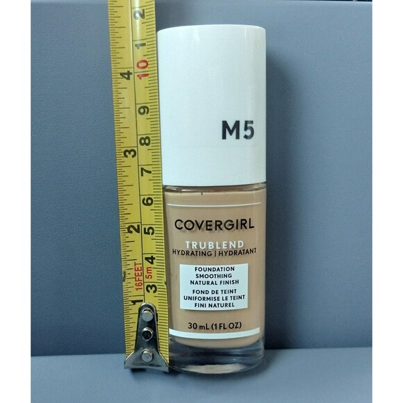 Covergirl TruBlend Hydrating Liquid Foundation M5 Caramel Beige Tru Blend Makeup - Picture 10 of 10